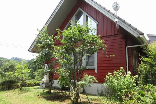 南箱根ダイヤランド　ホンカ製ログハウスの北欧の家 