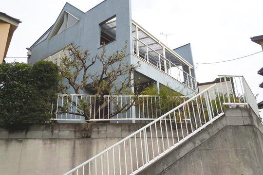 湯河原町吉浜　高台より海を望むデザインハウス 