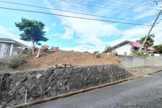 熱海自然郷　自然豊かな別荘地内　海望む・約104坪の売り土地