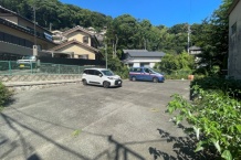 熱海市西山町　駅徒歩圏内　生活便利で温泉引込可能な平坦地