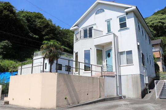 熱海市下多賀　高級感溢れる洋風デザイン　庭付き2LDK