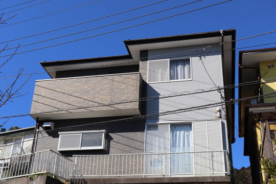 熱海市青葉町　地下車庫付き一戸建て4LDK