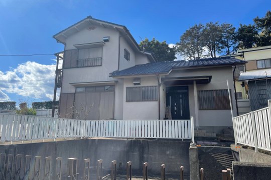 湯河原町吉浜　相模湾・伊豆半島眺望　家庭菜園可の庭と離れ付き