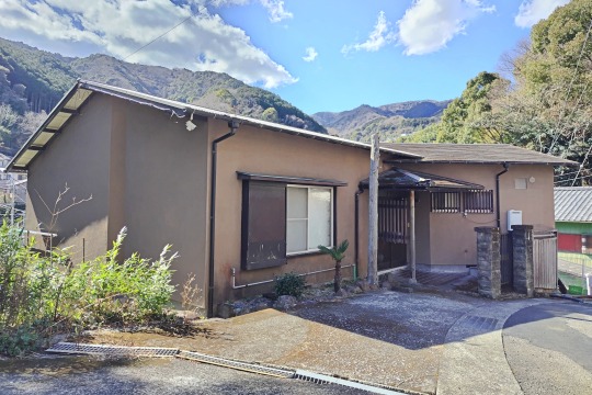 熱海市紅葉ヶ丘町　閑静な住宅地　オーナーチェンジ平屋建て３LDK