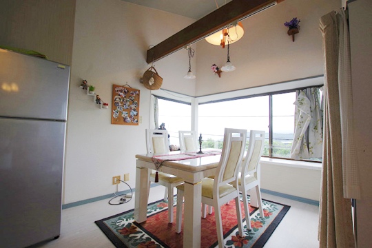 リビングダイニング