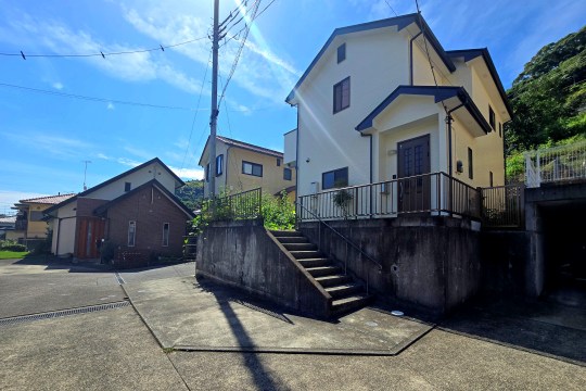 湯河原町鍛冶屋　令和7年内外装リフォーム済み　４SLDK美邸