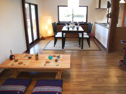 南箱根ダイヤランド・古民家風中古住宅：LDK