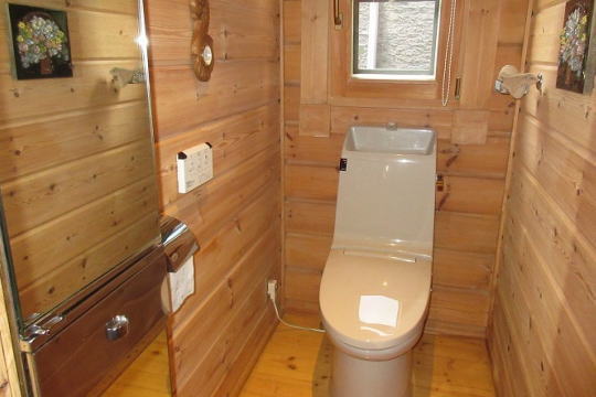南箱根ダイヤランド　ホンカ製ログハウスの北欧の家 