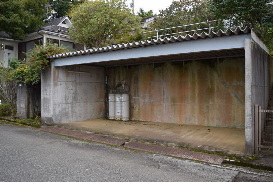 伊豆エメラルドタウン　夜景一望　家庭菜園付き平屋建て