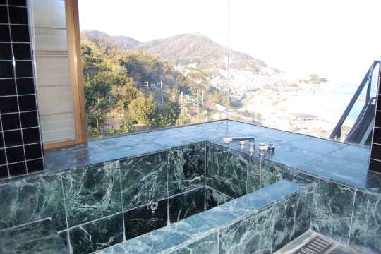 浴室