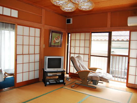 熱海市和田町・温泉付＆純和風邸宅