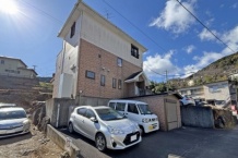 熱海市青葉町　海望む高台の大収納付きオール電化住宅
