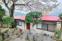 熱海市熱海　海・山並眺望　四季を愉しむ高台の隠れ家