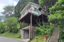 熱海市相の原町　令和5年リフォーム済　自然に囲まれた隠れ家的戸建