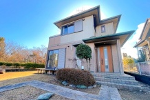 熱海自然郷　富士見台　楽しみ広がる広い芝庭のある家