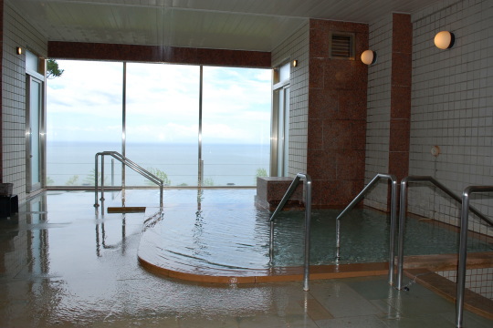 温泉大浴場