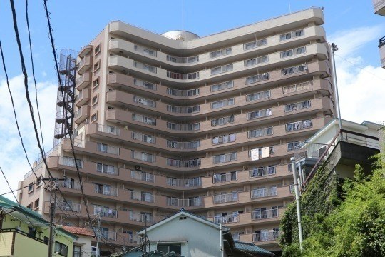 ハイネス来の宮熱海グリーンサイド　駅近・生活便利　高層階南向き