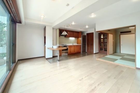 リビングダイニング