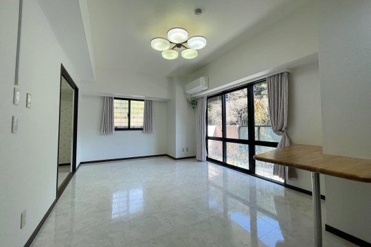 リビングダイニング