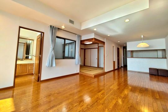 リビングダイニング