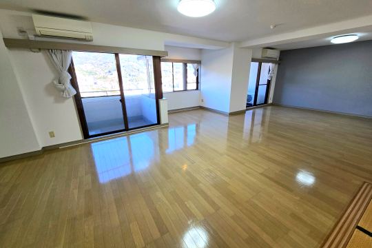 リビングダイニング