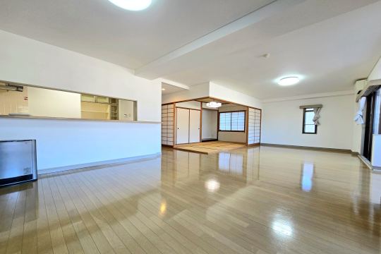 リビングダイニング