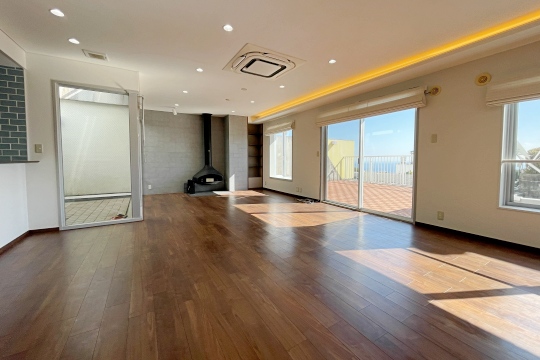 リビングダイニング