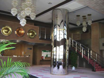 湯河原町宮上・エクセレントプラザ湯河原参番館：ロビー
