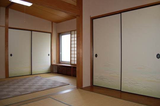 熱海市伊豆山・熱海アビタシオン３号棟：キッチン
