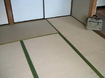 南熱海・波打ち際に建つ熱海ターガスマンション：和室