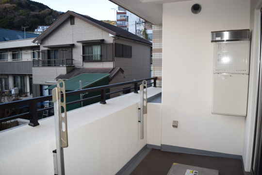 アデニウム湯河原　駅近　リフォーム済　3階2LDK