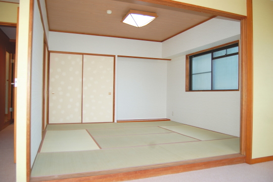 カルム熱海　内装リフォーム済み2LDK 