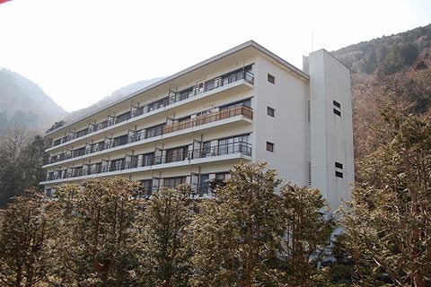 フジタ第二箱根山マンション・戸別温泉檜風呂：外観
