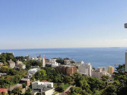 熱海市林が丘町・ラヴィ熱海A棟