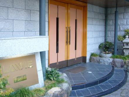 熱海市林が丘町・ラヴィ熱海A棟