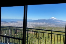 富士山・海望む　マンション前面に78坪の土地付き　最上階角部屋