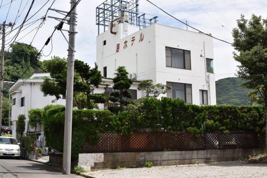 宇佐美海水浴場目の前　掛け流し温泉ホテル 