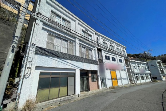 湯河原町吉浜　相模湾を一望　福浦IC目の前の海沿い民宿